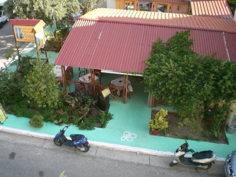 Hotel Venetia Ireo  Buitenkant foto