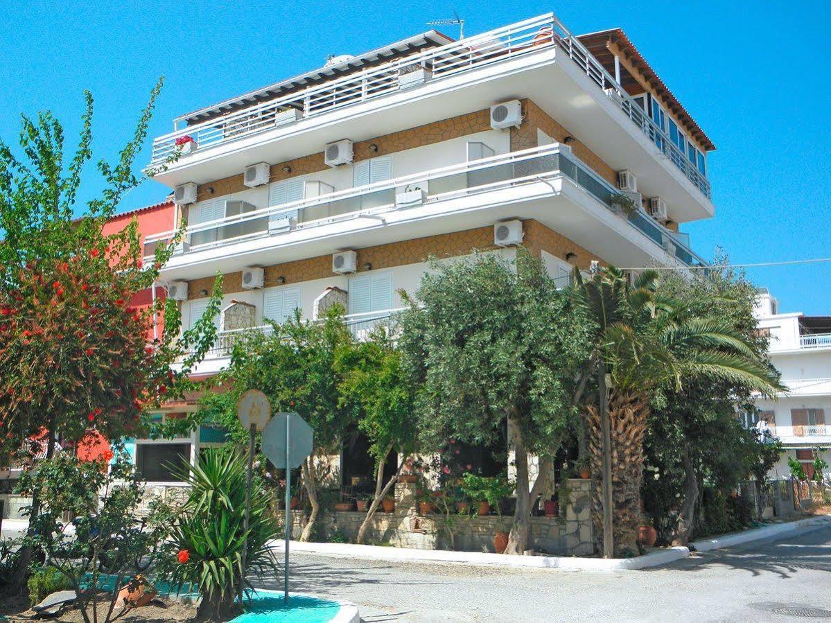 Hotel Venetia Ireo  Buitenkant foto